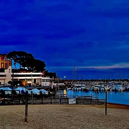 1ra Linea Platja De Sant Feliu * Sant Feliu de Guixols